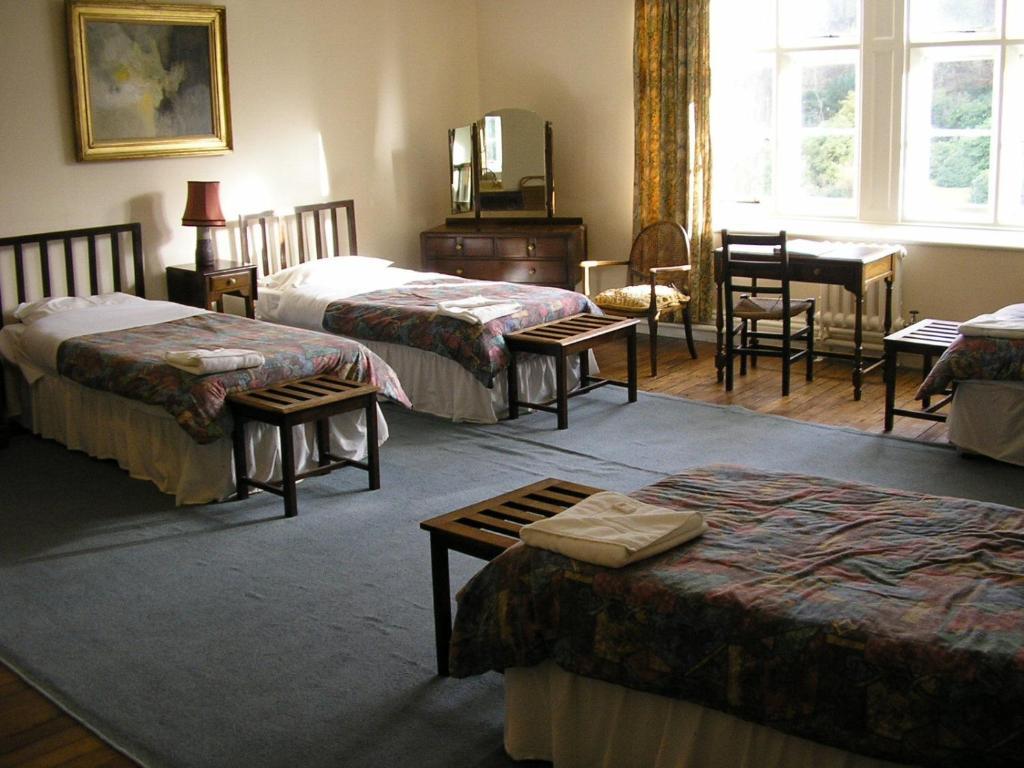 Gregynog Hall Guest House Tregynon Room photo